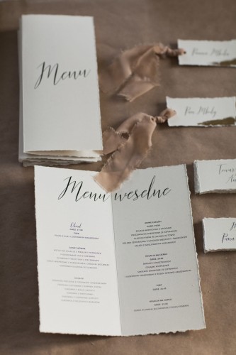 menu składane-stojące-styl-boho-rustykalne-papier-rwany-czerpany-ekologiczny (2).jpg