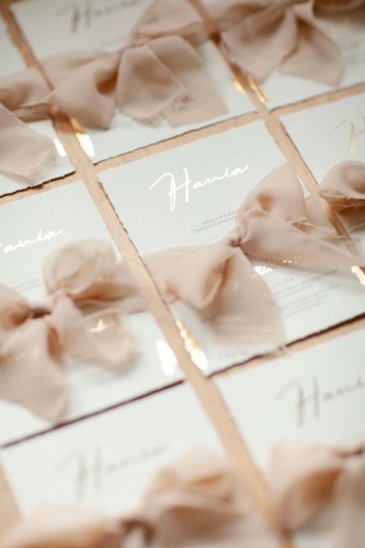 zaproszenia-na-chrzest-komunie-boho-minimalistyczne-zlocone-zlote-glamboho-reczne-zlocenie-jasny-bez-wstazka-szyfonowa-papier-rwany-delikatne-zaproszenia-chrzest-swiety-komunia-swieta-zaproszenia-slubne-kremowe ( (4).jpg