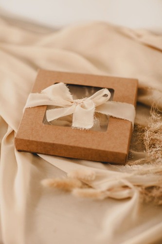 kartka-boho-z-prosba-czy-zostaniesz-moja-chrzestna-moim-chrzesnym-minimalizm-dla-chrzestnych-prosba-pytanie-dla-rodzicow-chrzestnych-boho-suszony-bukiecik-kartka-dla-chrzestnych-w-pudelku-eco-kraft-papier-rwany-kremowe-bezo.jpg