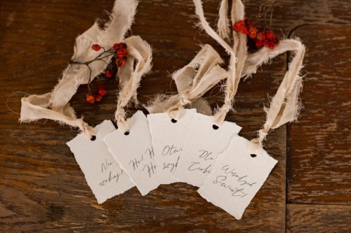 Bileciki do prezentów - targane z rwaną wstążką