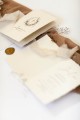 zaproszenie-na-chrzest-boho-rwany-papier-skladane-zaproszenie-wstazka-szyfonowa-transparentna-koperta-jasny-bez (19).jpg
